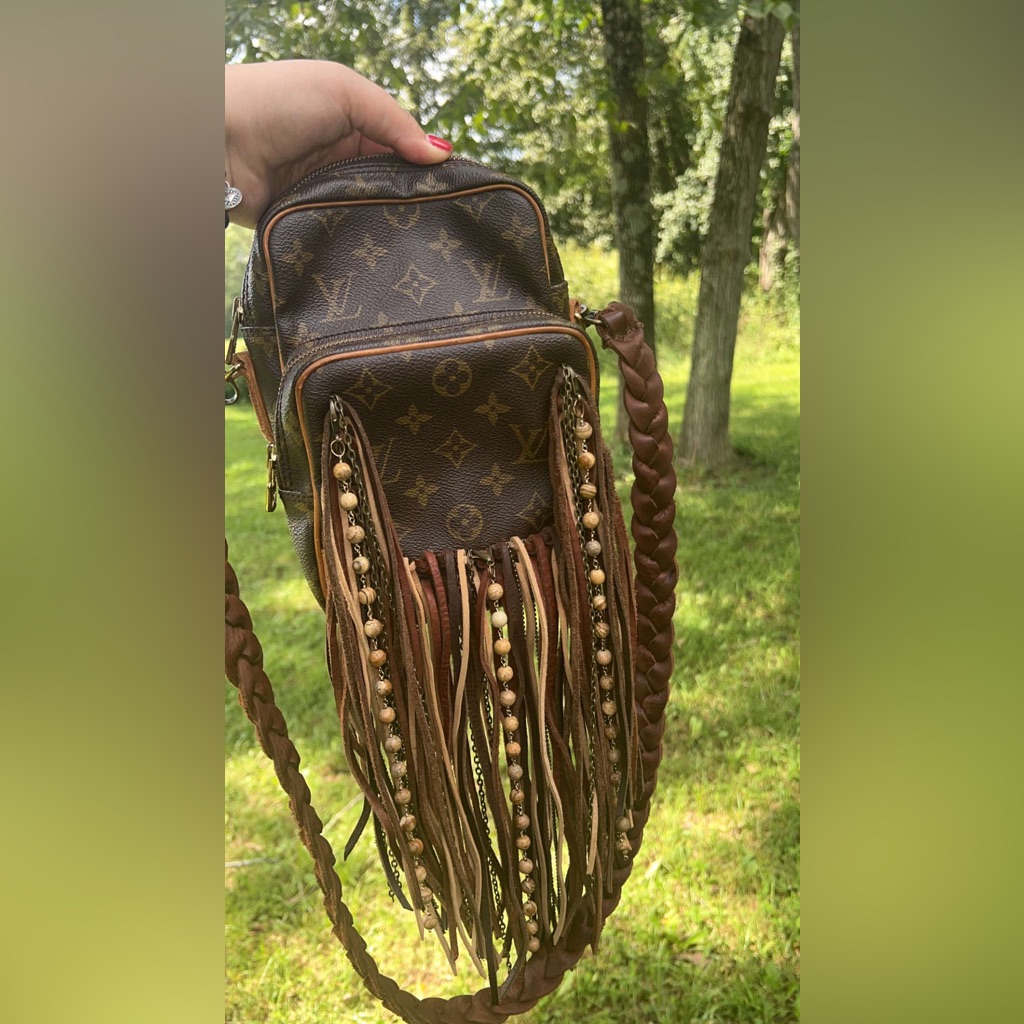 Authentic Louis Vuitton Revamped Purse!!